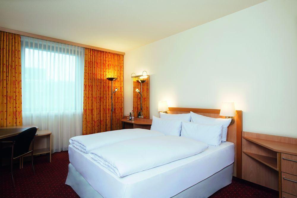 Nh Oberhausen 4*